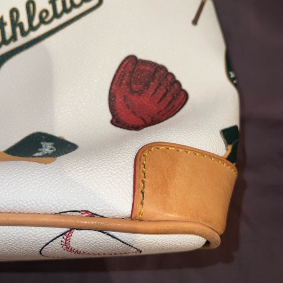 Dooney & Bourke Oakland Athletics crossbody - Picture 7 of 7